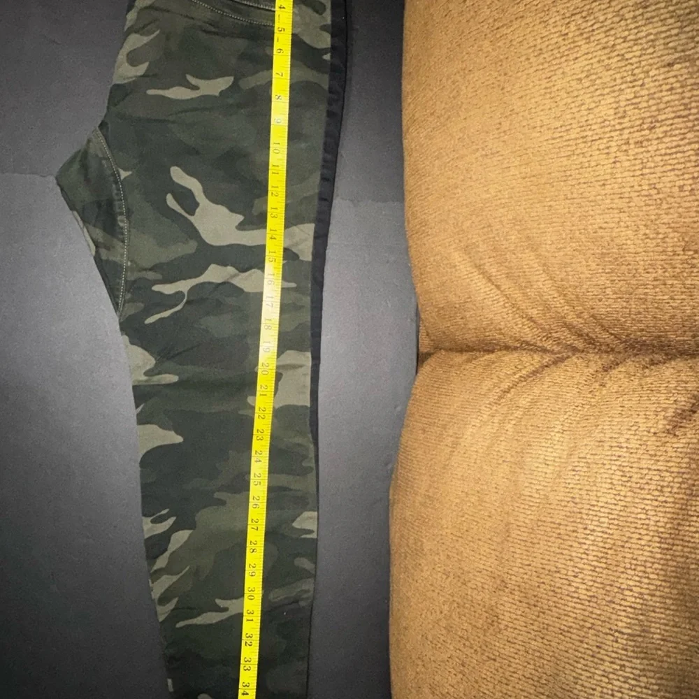 Hollister Pants I Men’s I Jogger I Side Stripe I Stretch Fabric I Super Skinny